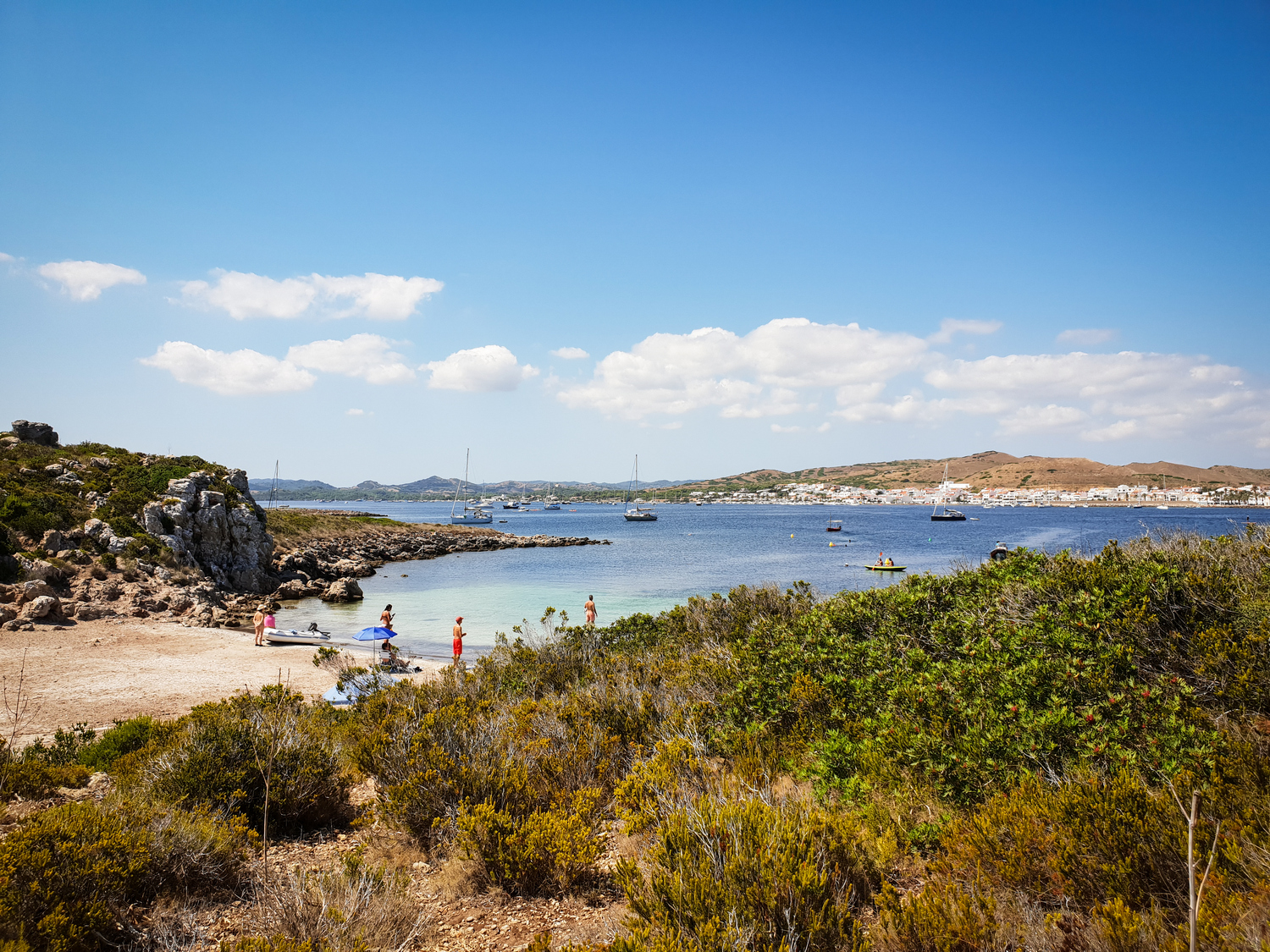 La badia de Fornells (Foto: Camí de Cavalls 360º).