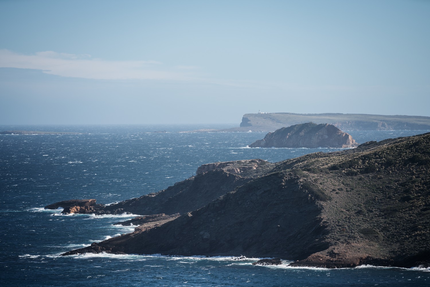 Punta des Alocs, Illa de ses Bledes i Cap de Cavalleria (Foto: Jordi Saragossa).