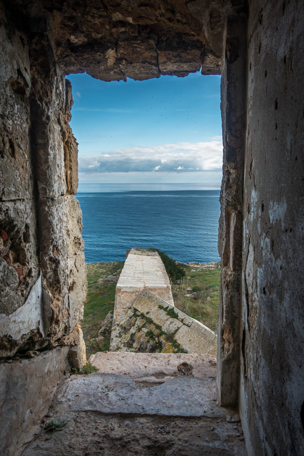 Vistes des de l'interior de la Torre d'en Penjat (Foto: Camí de Cavalls 360º).