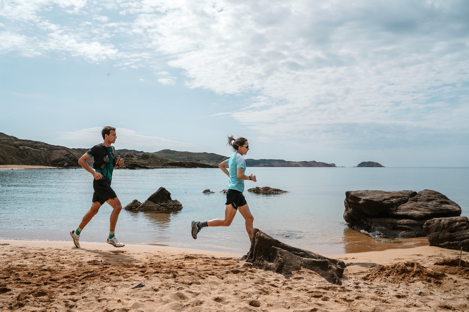 Anna Comet en l'etapa 1 de l'ARTIEM Epic Camí de Cavalls 360º 2022 en categoría TrailRun Epic 360º (Foto: Camí de Cavalls 360º).