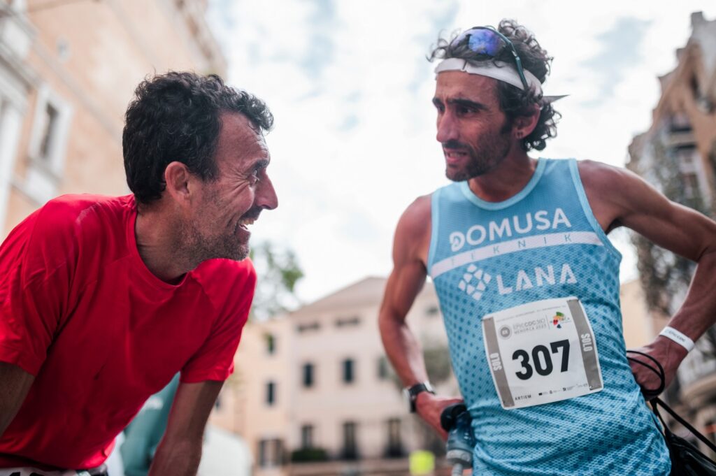 Miguel Heras i Aritz Egea en l'ARTIEM Epic Camí de Cavalls 360º Menorca 2023 (Foto: The Adventure Bakery).